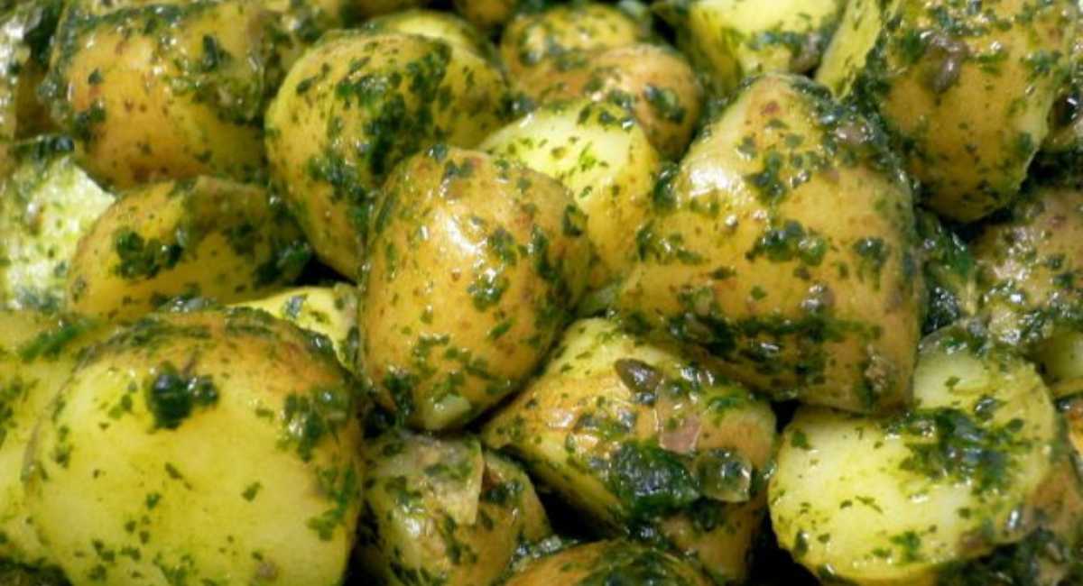 Patatas en salsa verde