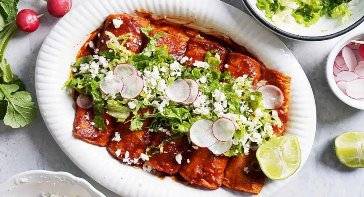 ¡Sabor Auténtico Mexicano! Enchiladas Rojas: La Receta Que Te Transportará a las Cocinas Tradicionales