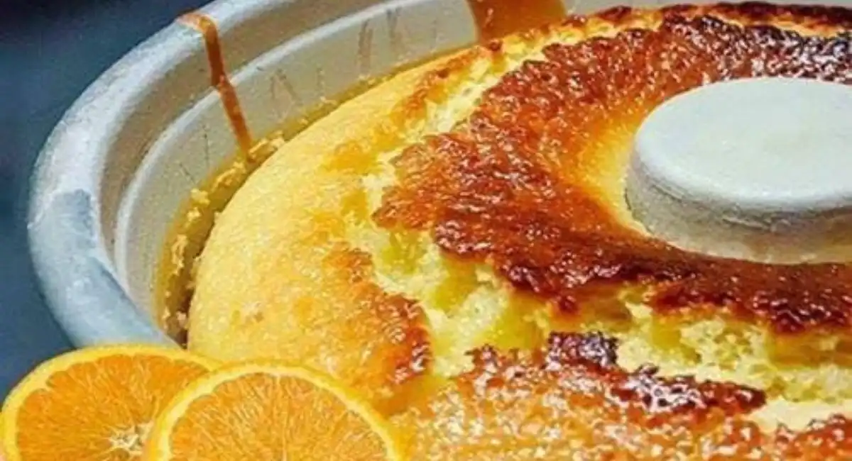 Pastel de Naranja Húmedo