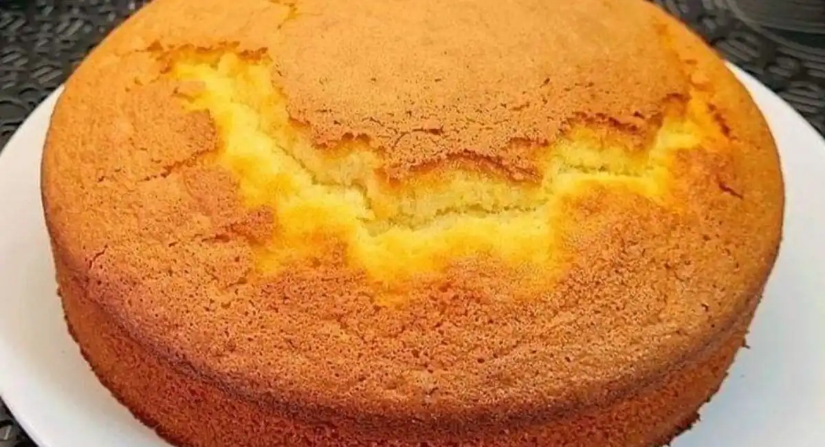 GÂTEAU AU YAOURT MAISON