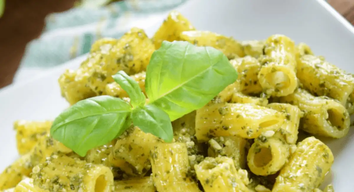 Descubre la Pasta Cremosa de Espinacas y Queso: Un Plato Que Te Dejará Sin Palabras