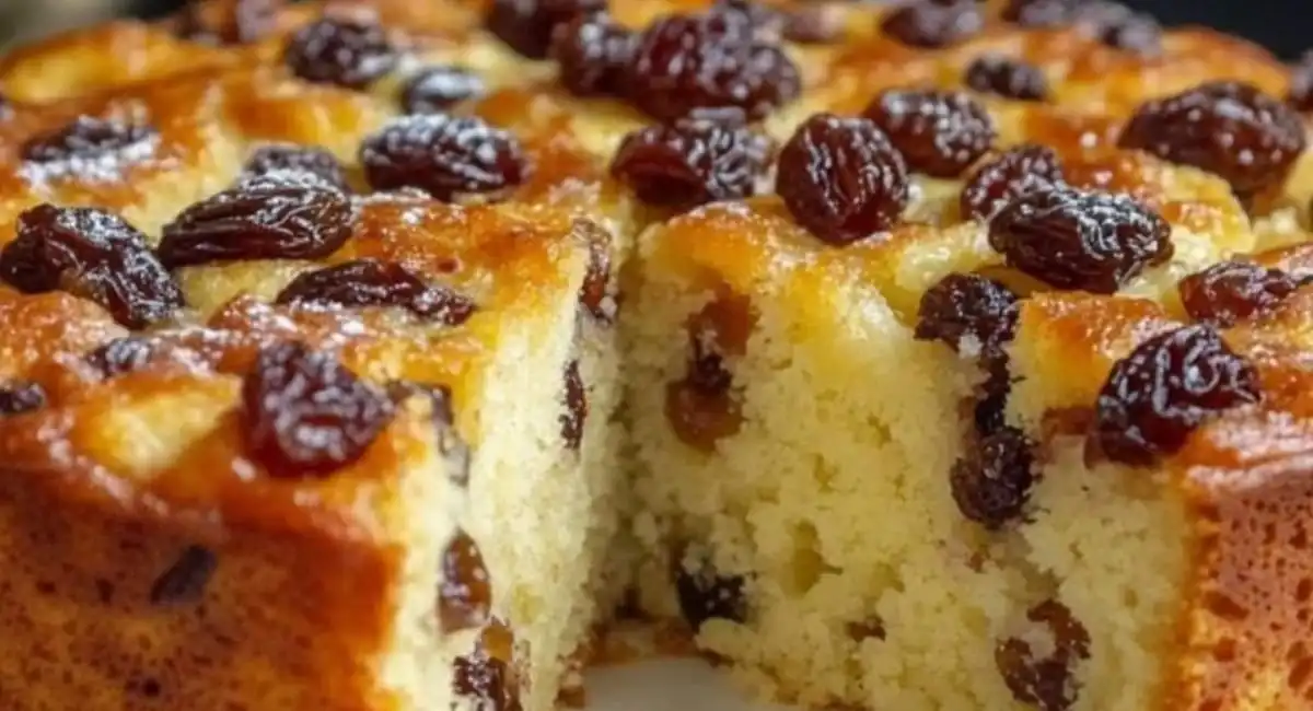 Gâteau à la Semoule aux Raisins Secs