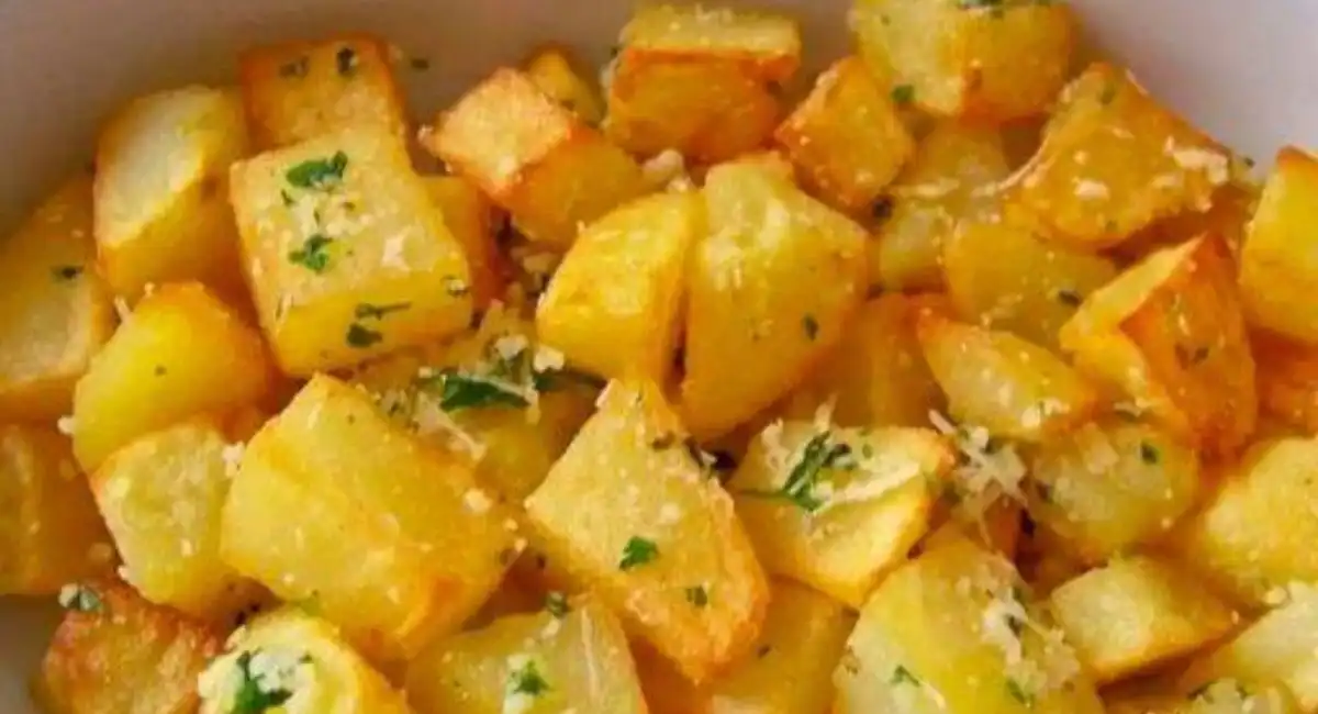 Receta de Patatas Bravas: El Acompañante Perfecto con Sabor Intenso