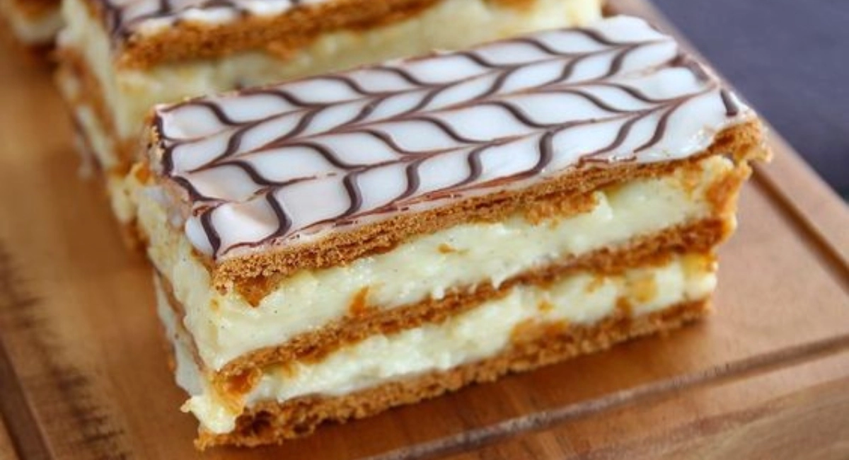 Mille-feuille traditionnel à la vanille et fondant marbré