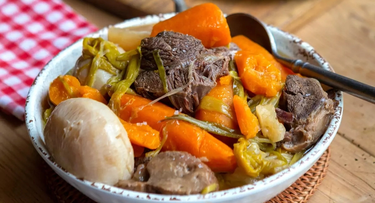 Comment faire un pot-au-feu de bœuf, tendre et moelleux