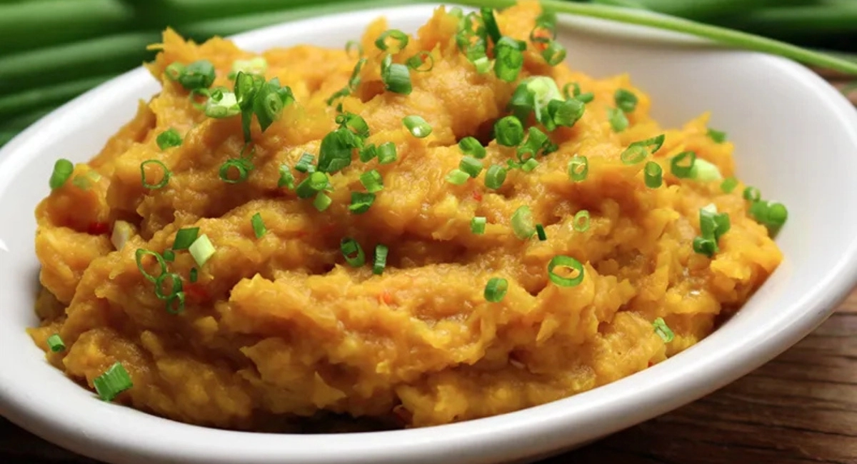 Je ferme 50 pots et ce n’est jamais assez ! La meilleure recette de caviar de courge sans mayonnaise. Une recette éprouvée, je la fais depuis de nombreuses années.