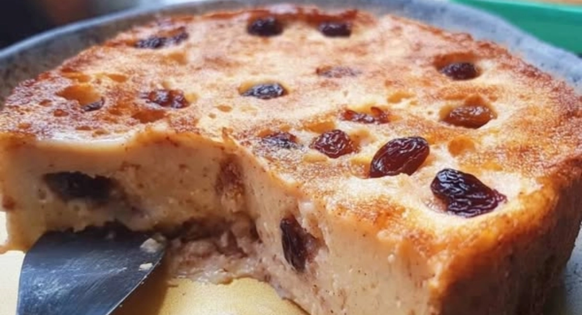 Pudding maison au pain et raisins secs