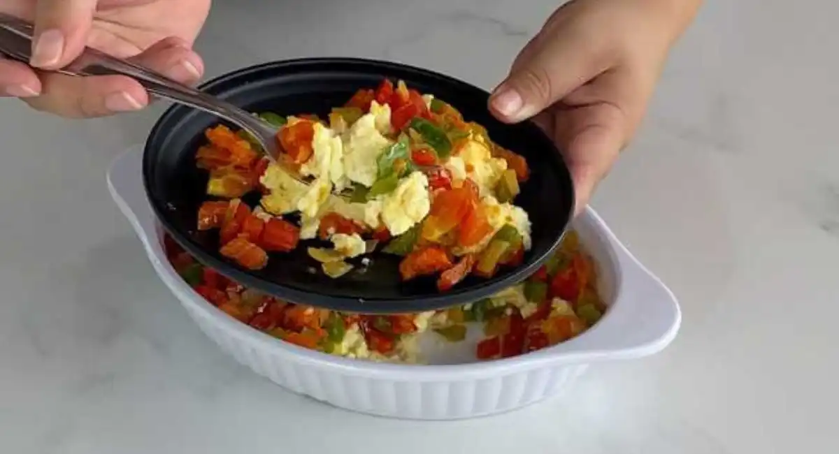 Ajoutez les œufs à l'eau bouillante et vous serez étonné du résultat !